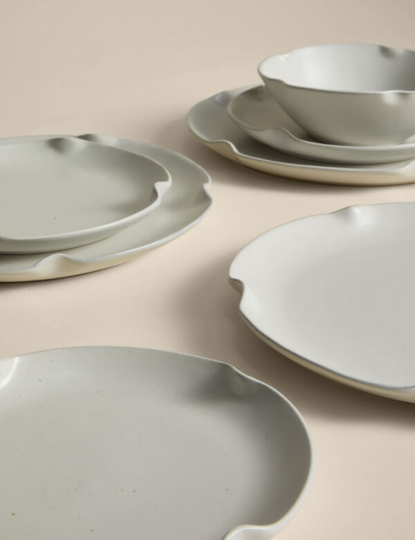 12 Piece Crimped Scallop Dinner Set