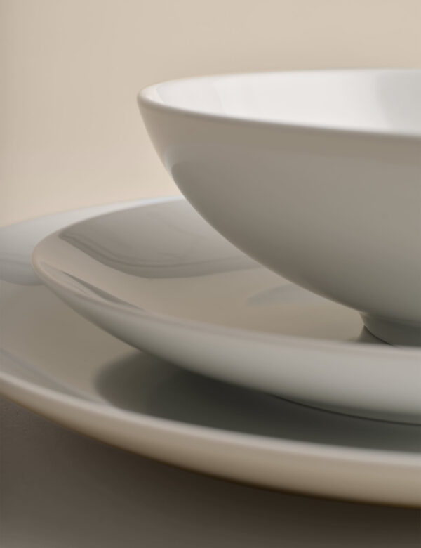 12 Piece Maxim Coupe Dinner Set