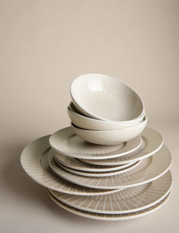 12 Piece Reactive Striped Dinner Set