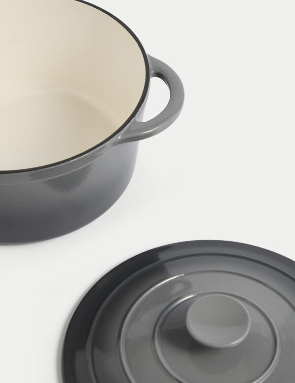 Cast Iron Large Casserole Dish