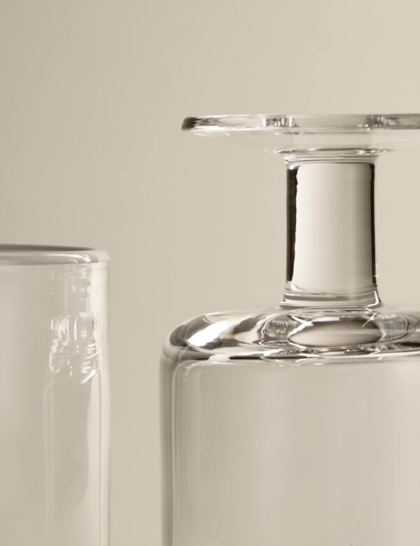 Set of 2 Contrast Rim Wine Glasses