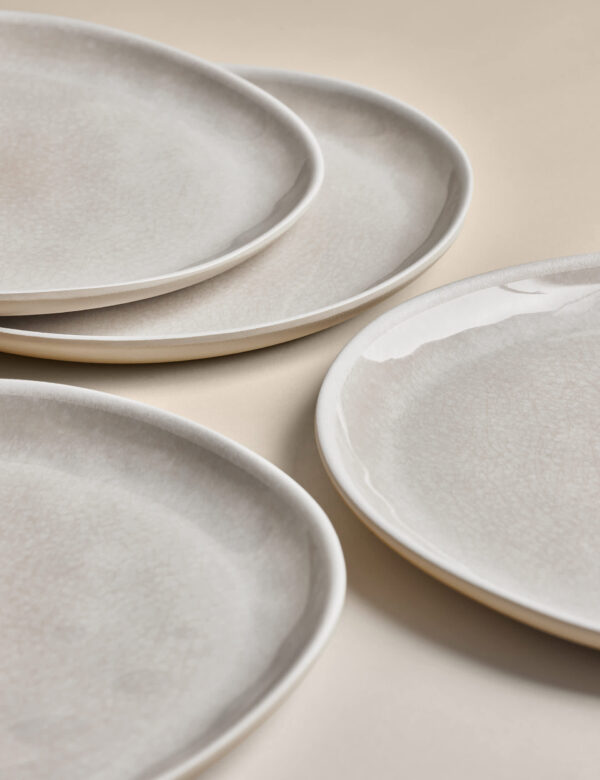 Set of 4 Linen Reactive Picnic Dinner Plates