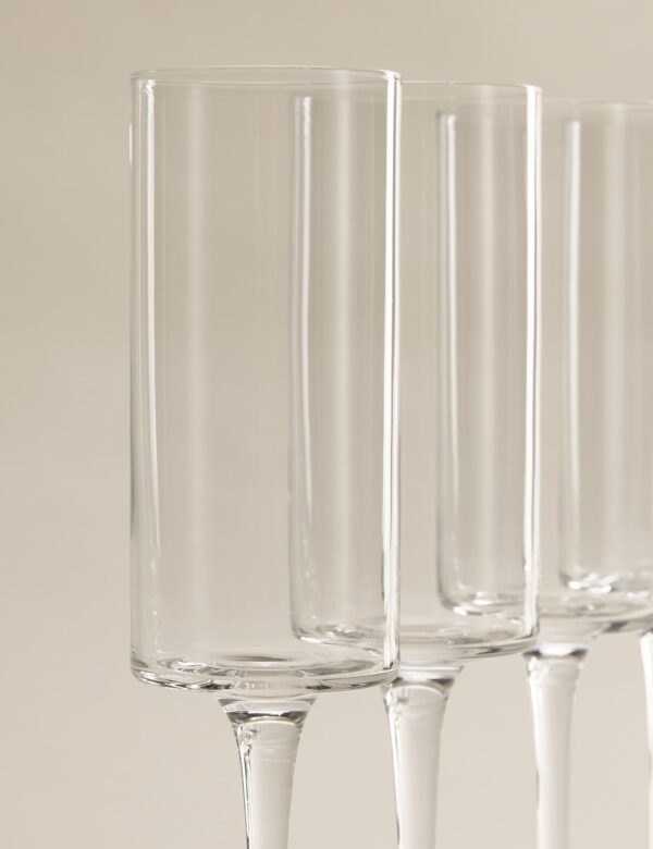 Set of 4 Straight Sided Champagne Flutes