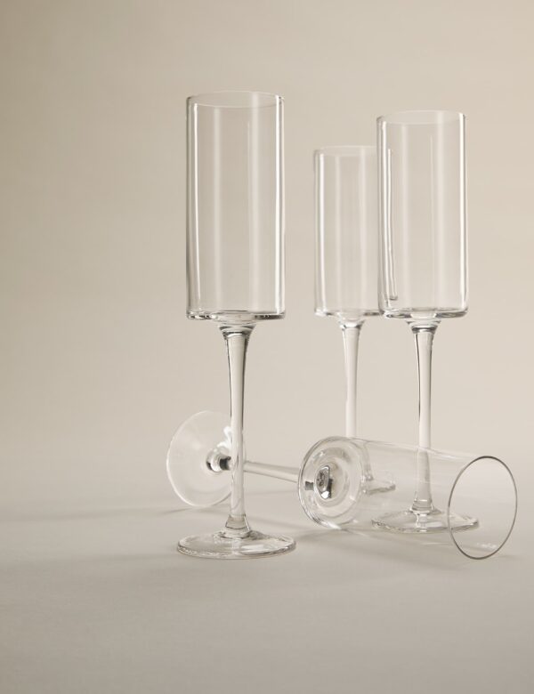 Set of 4 Straight Sided Champagne Flutes
