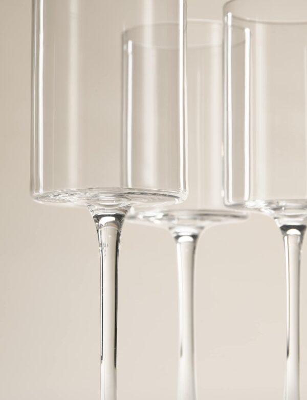 Set of 4 Straight Sided Wine Glasses