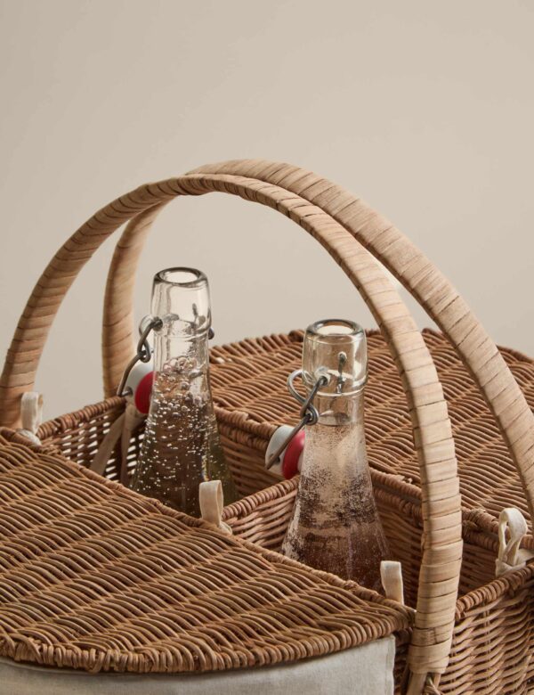 Wicker Picnic Hamper with Wine Holder